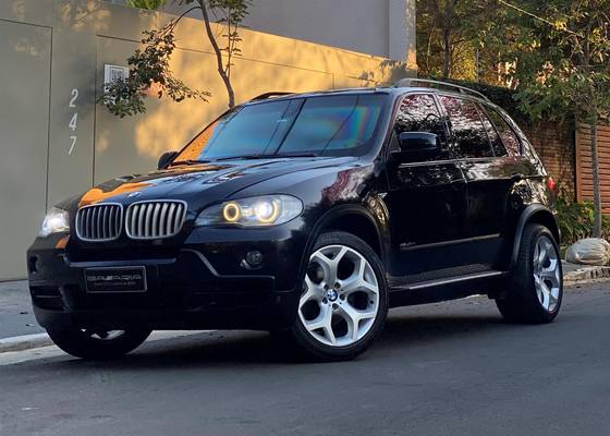 BMW X5 4.8 I SPORT 4X4 V8 32V GASOLINA 4P AUTOMÁTICO